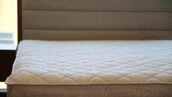 Washable Wool Mattress Pad - Image 5