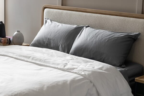 Organic Cotton Sateen Duvet Cover-White_Lifestyle Lanscape_45th St Bedding