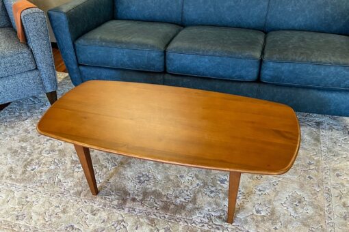 Tisch Coffee Table_LIfestyle-03