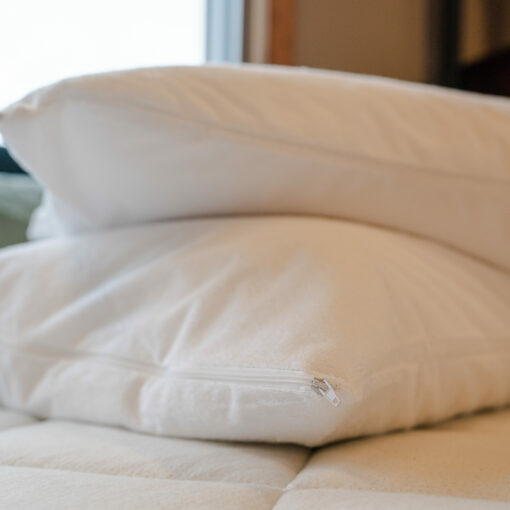 Waterproof Pillow Protector_45th Street Bedding